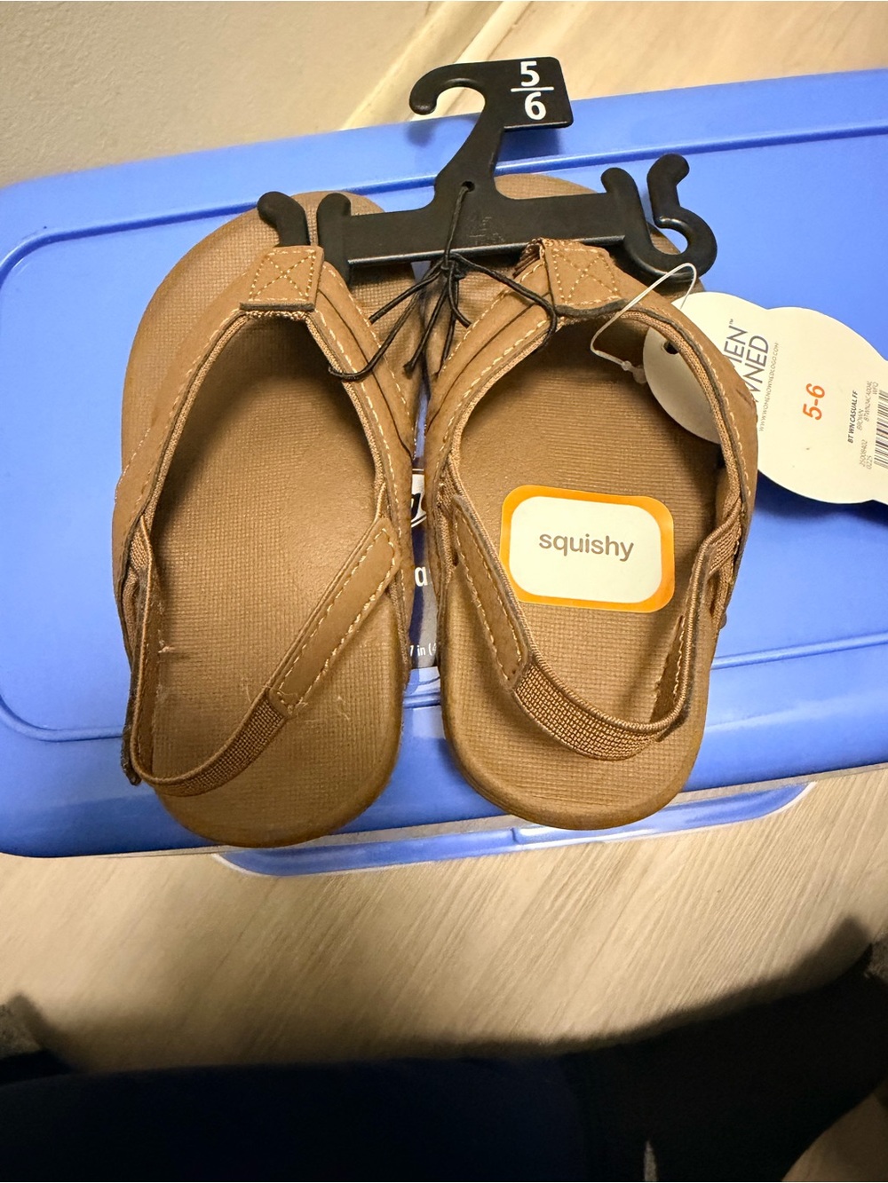 wonder nation Brown Kids Squishy Sandals